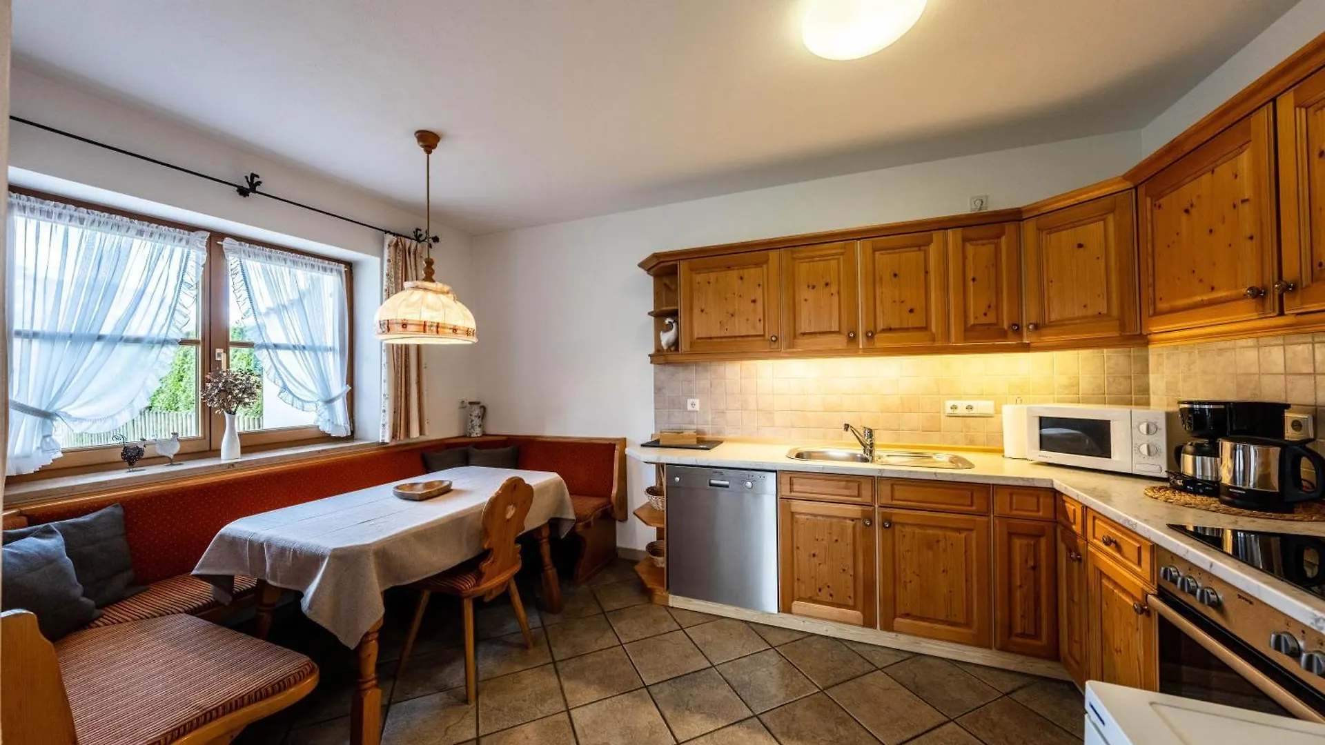 Ferienwohnungen Lara Wohnung 1 Wallgau Apartment